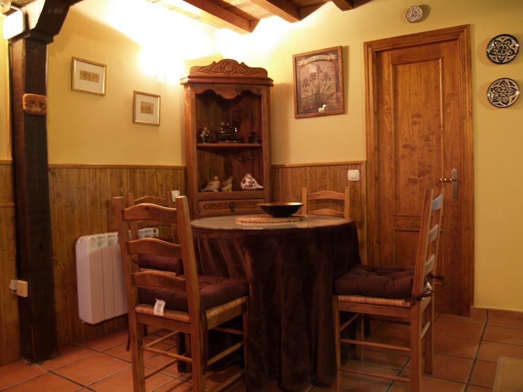 Gasthaus La Casa Del Vado Hervás Exterior foto